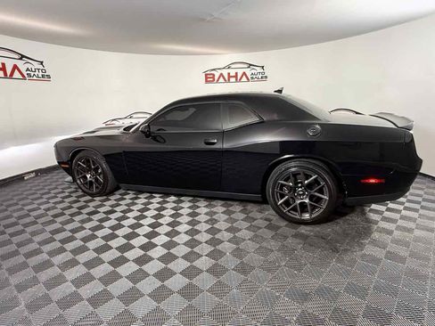 Used 2019 Dodge Challenger R/T Scat Pack w/ Driver Convenience Group image 7