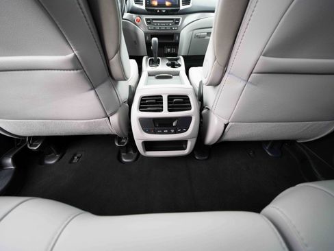 Used 2018 Honda Pilot EX-L image 22