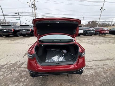 New 2026 Nissan Sentra SR w/ Floor Mat Package FWD image 22