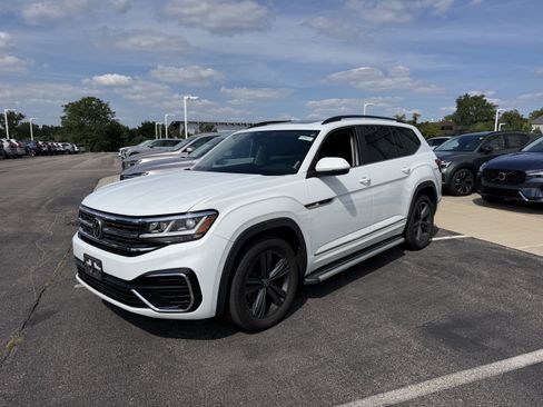 Used 2021 Volkswagen Atlas SE w/ Panoramic Sunroof Package AWD/4WD image 6