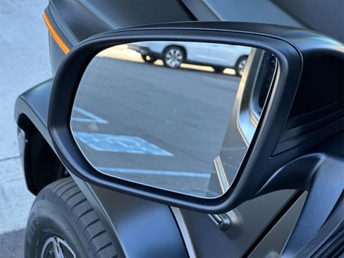 New 2026 Mercedes-Benz G 580 w/ EQ Technology image 9