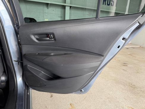 Used 2022 Toyota Corolla LE w/ Carpet Mat Package (TMS) FWD image 16