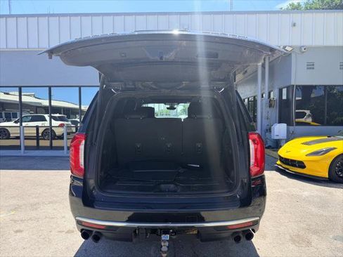 Used 2021 GMC Yukon Denali w/ Denali Premium Package RWD image 26