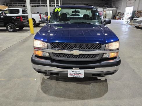 Used 2004 Chevrolet Silverado 1500 W/T image 22
