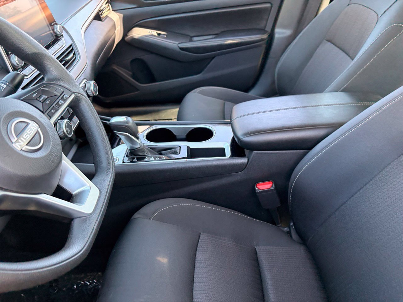 Certified 2024 Nissan Altima 2.5 SV FWD image 19