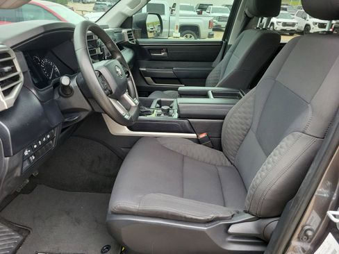 Used 2024 Toyota Tundra SR5 AWD/4WD image 19