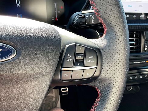 Used 2024 Ford Escape ST-Line w/ Tech Pack #1 FWD image 23