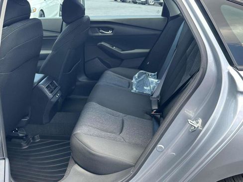 Used 2025 Honda Accord SE image 9