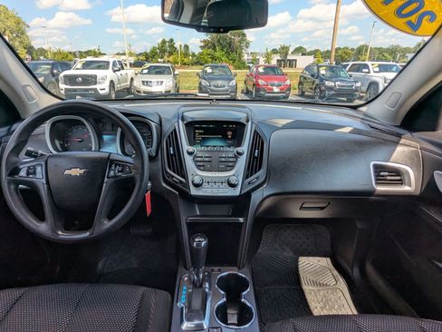 Used 2016 Chevrolet Equinox LS FWD image 15
