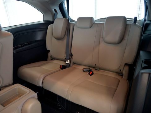 Used 2023 Honda Odyssey EX-L image 30