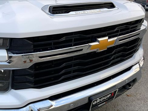 Used 2025 Chevrolet Silverado 2500 LT w/ Texas Edition image 60