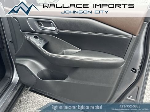 Used 2023 Nissan Rogue SV w/ SV Premium B Package AWD/4WD image 35