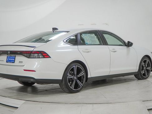 Used 2023 Honda Accord Sport image 11