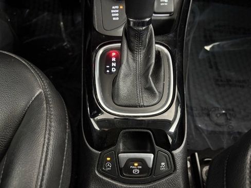 Used 2020 Jeep Compass Latitude image 15