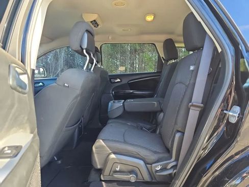 Used 2016 Dodge Journey SXT image 30