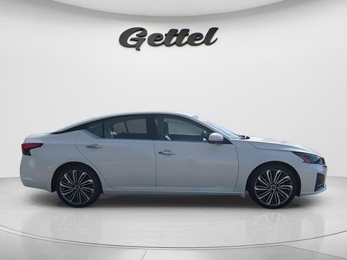 Used 2024 Nissan Altima 2.5 SL FWD image 4