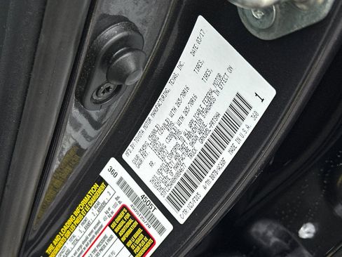 Used 2017 Toyota Tacoma TRD Off-Road w/ Premium & Technology Package image 26