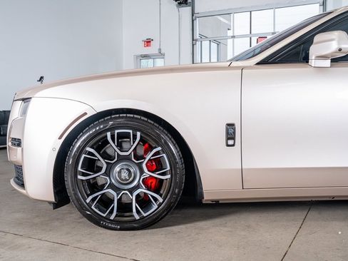 Used 2023 Rolls-Royce Ghost Black Badge w/ Black Badge Ghost Package image 10