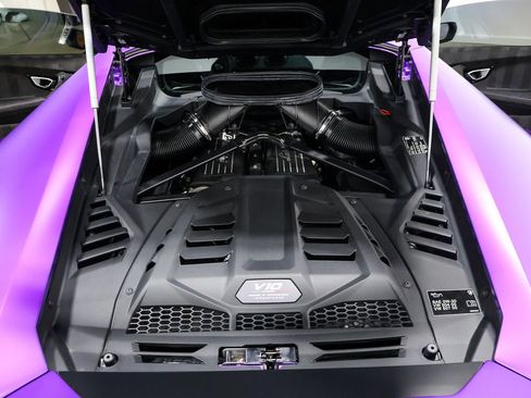 Used 2024 Lamborghini Huracan Sterrato image 37