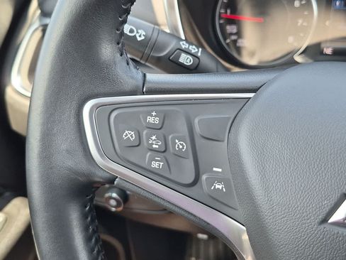 Used 2022 Chevrolet Equinox LT AWD/4WD image 23