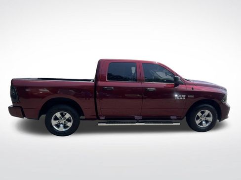Used 2018 RAM 1500 Express w/ Express Value Package RWD image 6