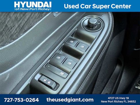 Used 2015 Buick Encore FWD image 23