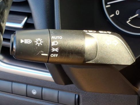 Certified 2023 Nissan Rogue SV w/ SV Premium B Package image 25