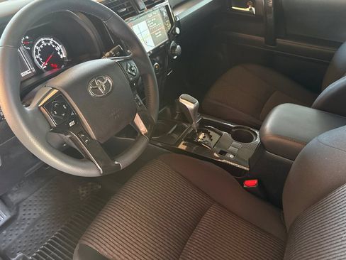 Used 2023 Toyota 4Runner TRD Off-Road AWD/4WD image 10