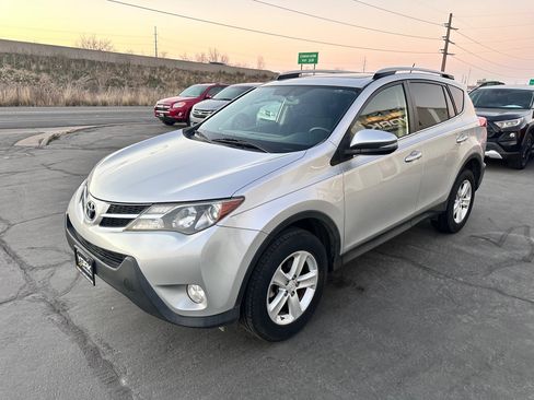 Used 2013 Toyota RAV4 XLE image 2
