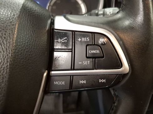 Used 2023 Toyota Highlander Bronze Edition AWD/4WD image 22