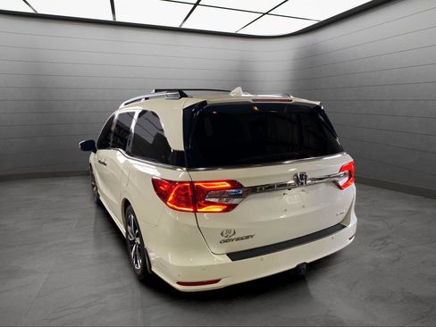 Used 2019 Honda Odyssey Elite image 3
