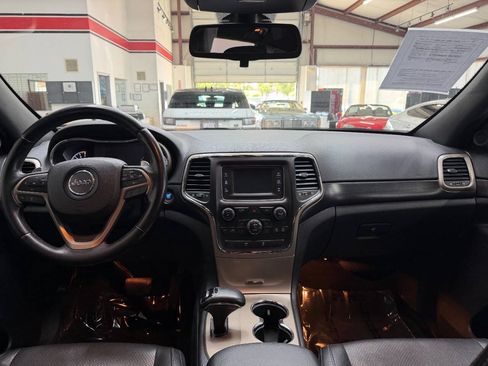 Used 2014 Jeep Grand Cherokee Laredo w/ Quick Order Package 23E AWD/4WD image 20