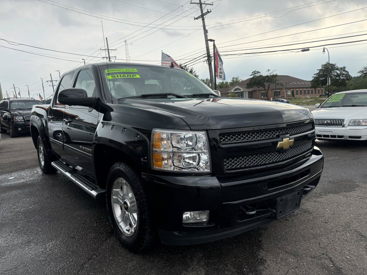 Used 2011 Chevrolet Silverado 1500 LTZ w/ LTZ Plus Package AWD/4WD image 4