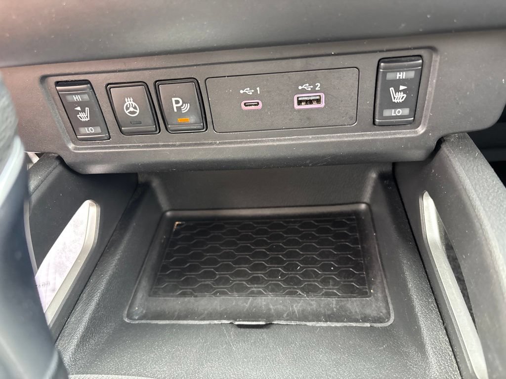 Used 2022 Nissan Frontier SV AWD/4WD image 19