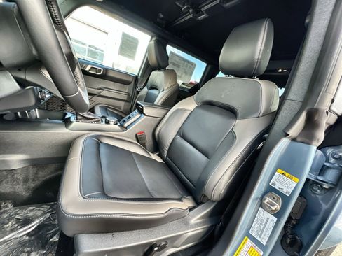 New 2025 Ford Bronco Outer Banks image 13