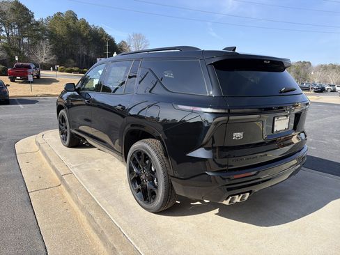 New 2026 Chevrolet Traverse RS image 7