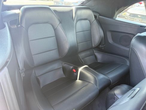 Used 2022 Ford Mustang Premium RWD image 25