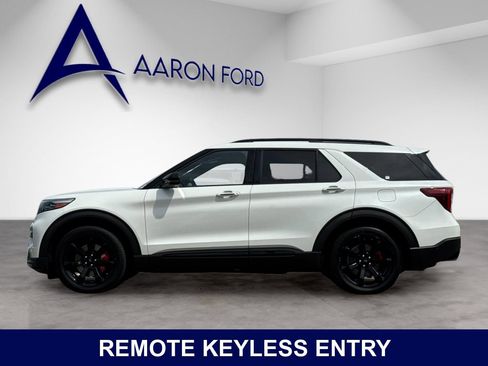 Used 2022 Ford Explorer ST w/ Equipment Group 401A RWD image 3