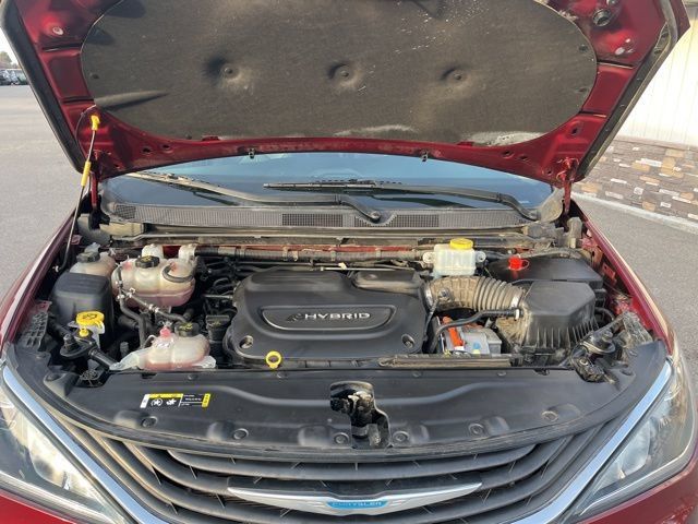 Used 2019 Chrysler Pacifica Touring-L FWD image 27