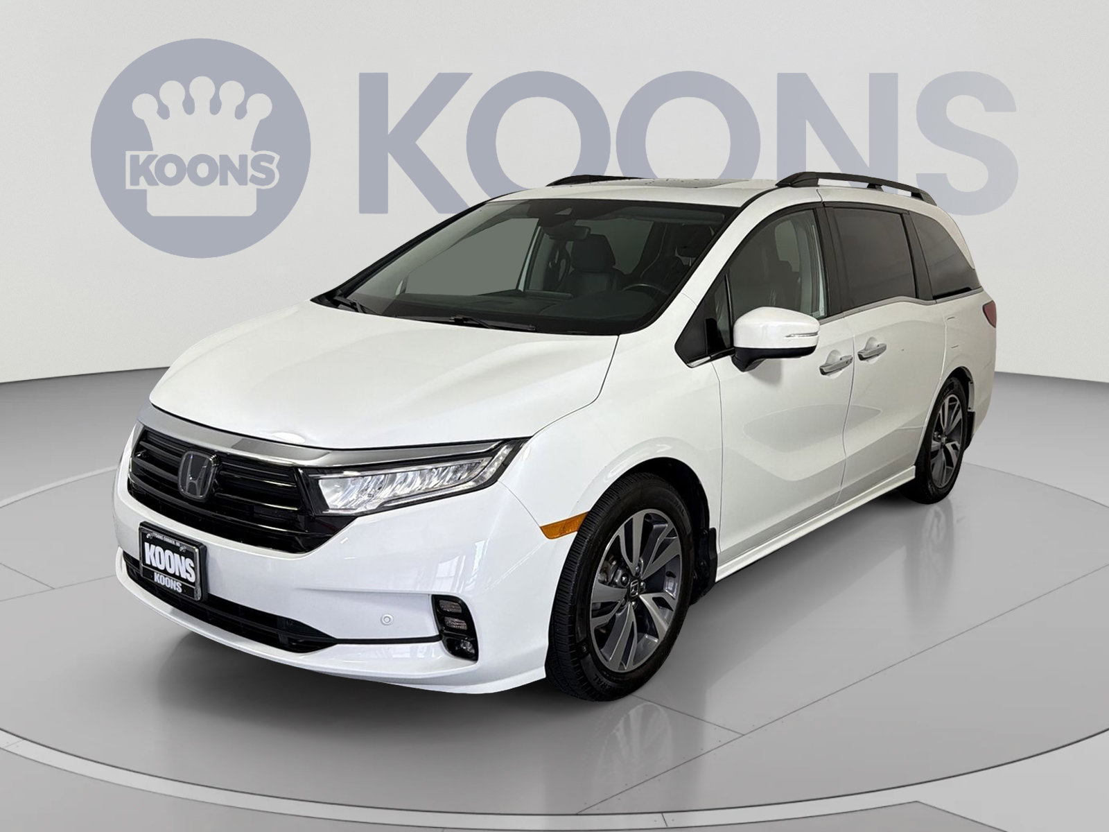 Used 2022 Honda Odyssey Touring image 1