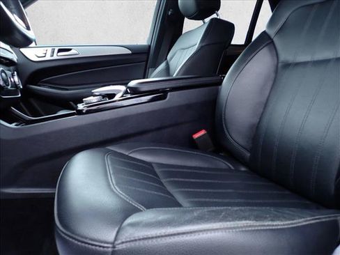 Used 2019 Mercedes-Benz GLE 43 AMG 4MATIC image 12