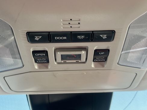 Used 2020 Toyota RAV4 XLE w/ Convenience Package FWD image 25