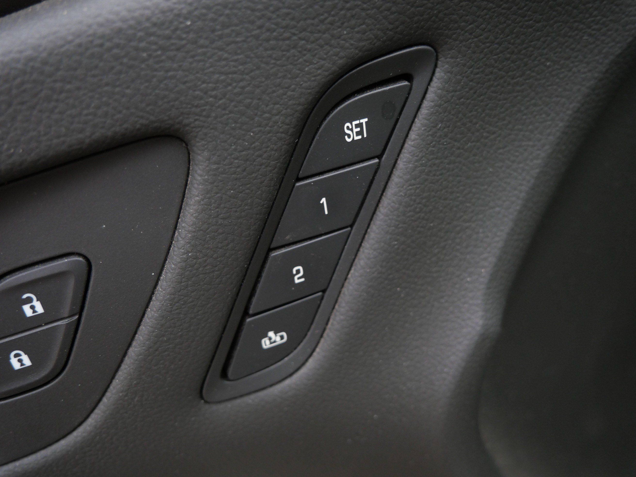 Used 2020 Buick Envision Essence AWD/4WD image 23