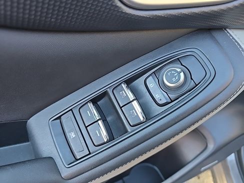 Used 2023 Subaru Forester Limited image 18
