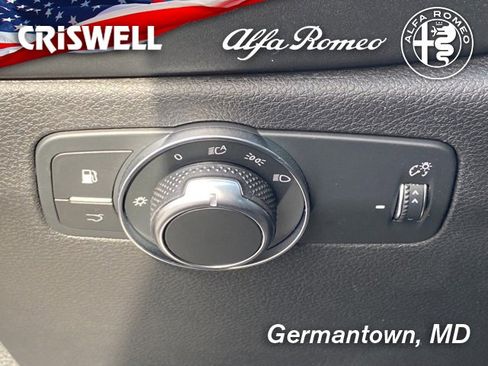 New 2024 Alfa Romeo Tonale Veloce image 33