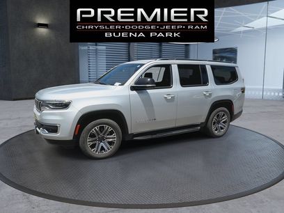 Certified 2024 Jeep Wagoneer Series II w/ Flexible Seating Group