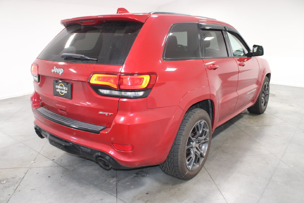 Used 2016 Jeep Grand Cherokee SRT w/ Trailer Tow Group IV AWD/4WD image 9