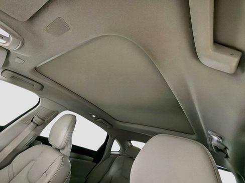 Certified 2023 Volvo S90 B6 Plus w/ Protection Package Premier AWD/4WD image 23