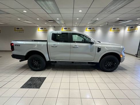 New 2026 Ford Ranger Lariat w/ FX4 Off-Road Package image 3