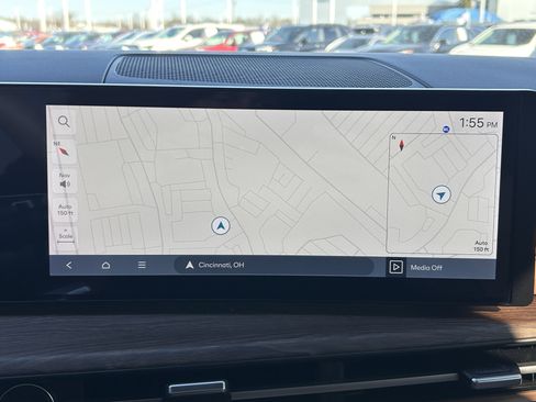 Used 2025 Hyundai Santa Fe Limited image 13